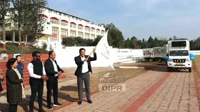 Nagaland : यानथान रीफर वैन के झंडे Nagaland : यानथान रीफर वैन के झंडे