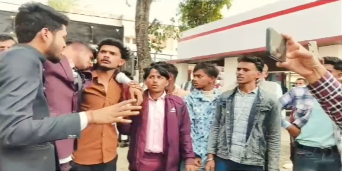 Meerut: दलित समाज की बारात के साथ मारपीट का मामला सामने आया Meerut: दलित समाज की बारात के साथ मारपीट का मामला सामने आया