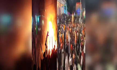 Holi: वो गांव जहां खेली जाती है बारूद की होली, रात भर चलती हैं तोपें