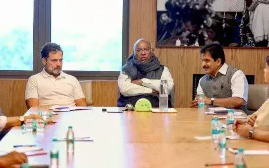 Kerala : राहुल गांधी ने केरल के नेताओं पर कहा Kerala : राहुल गांधी ने केरल के नेताओं पर कहा