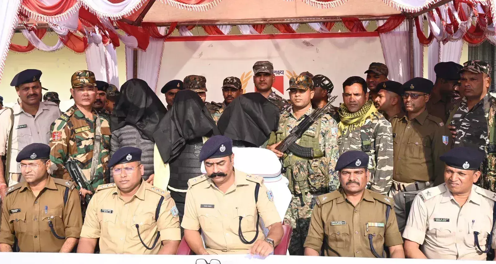 Ranchi: टीपीसी संगठन का रिजनल कमांडर 18 लाख आक्रमण गंझू  समेत चार गिरफ्तार, हथियार बरामद