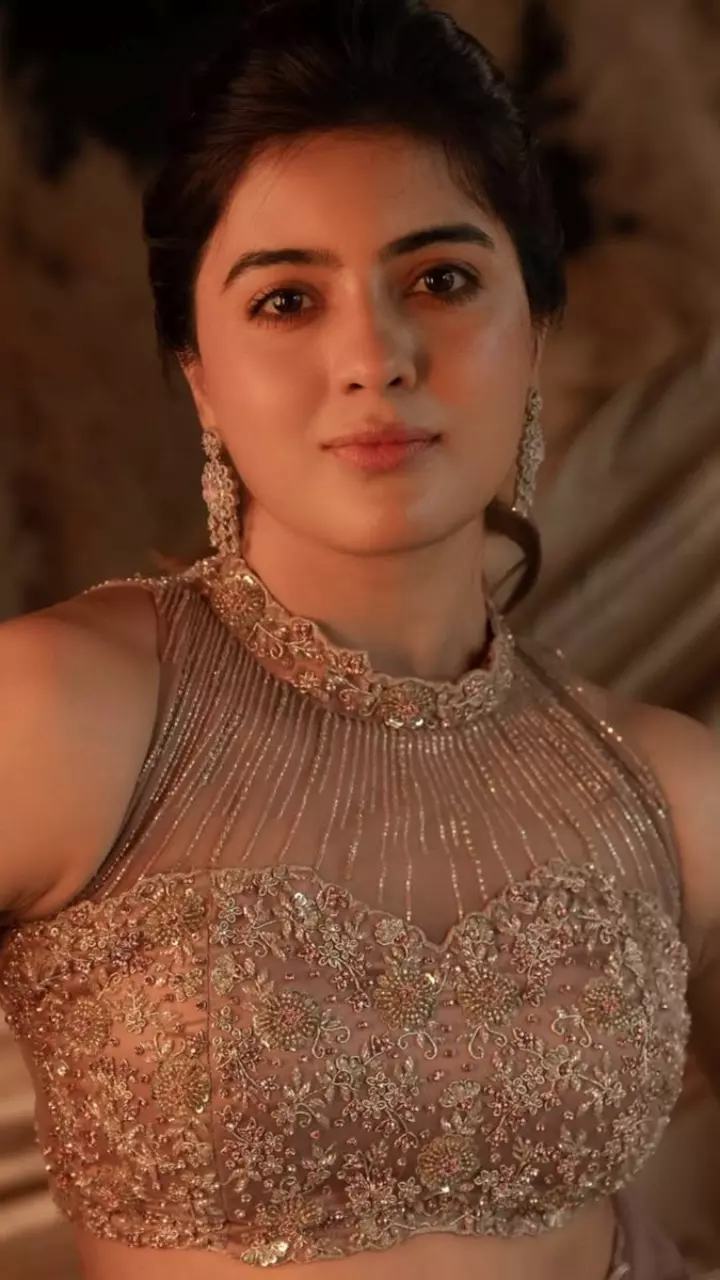 अमृता अय्यर का कातिलाना अंदाज
