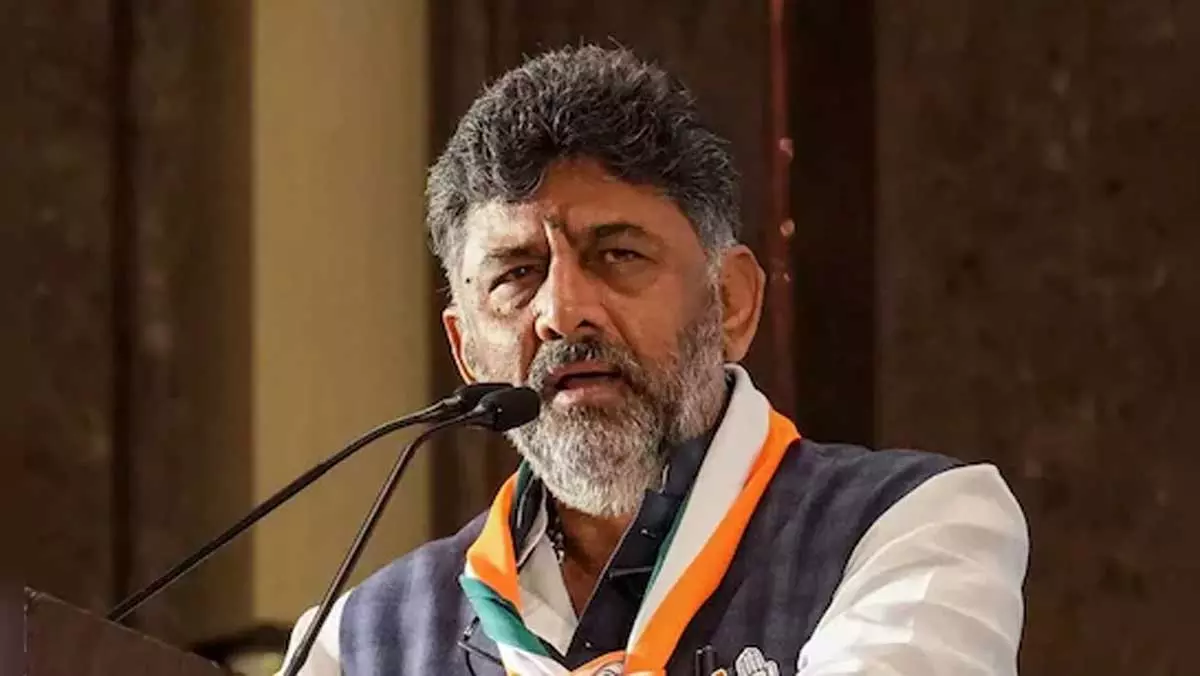 कांग्रेस विधायक का दावा, दिसंबर तक शिवकुमार बनेंगे कर्नाटक के सीएम कांग्रेस विधायक का दावा, दिसंबर तक शिवकुमार बनेंगे कर्नाटक के सीएम