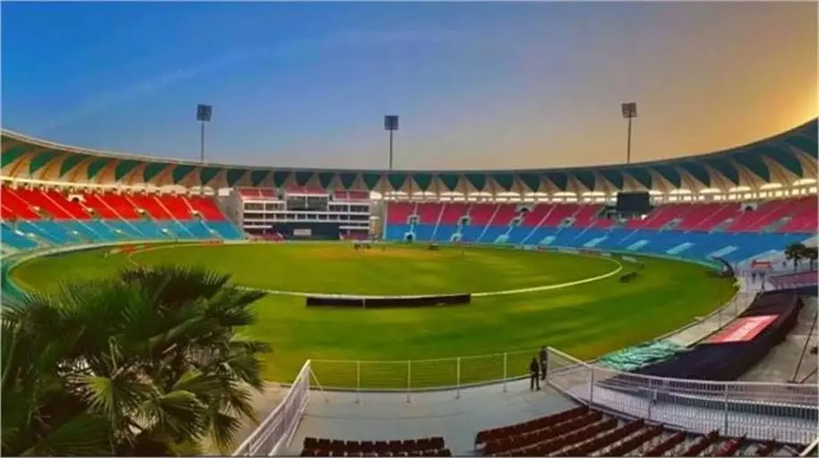 UP News: आईपीएल शुरू होने से पहले इकाना स्टेडियम को टैक्स का झटका, 28 करोड़ रुपये का नोटिस जारी UP News: आईपीएल शुरू होने से पहले इकाना स्टेडियम को टैक्स का झटका, 28 करोड़ रुपये का नोटिस जारी