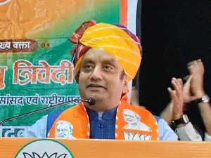 ओम बिरला के लोकसभा अध्यक्ष रहते लिए गए कई ऐतिहासिक निर्णय : सुधांशु त्रिवेदी ओम बिरला के लोकसभा अध्यक्ष रहते लिए गए कई ऐतिहासिक निर्णय : सुधांशु त्रिवेदी