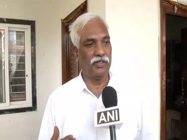 DMK, AIADMK राजनीतिक लाभ के लिए तीन-भाषा नीति का विरोध कर रहे हैं: भाजपा नेता प्रकाश रेड्डी DMK, AIADMK राजनीतिक लाभ के लिए तीन-भाषा नीति का विरोध कर रहे हैं: भाजपा नेता प्रकाश रेड्डी