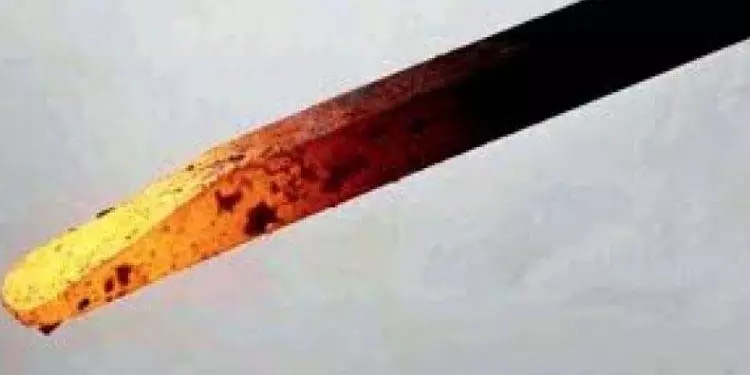 शिशु को गर्म लोहे की छड़ से 40 बार दागा गया शिशु को गर्म लोहे की छड़ से 40 बार दागा गया