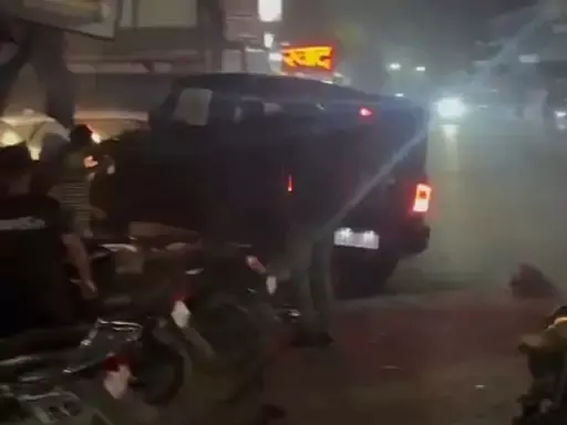 थार का कहर, कोरबा में कई वाहनों को मारी ठोकर थार का कहर, कोरबा में कई वाहनों को मारी ठोकर