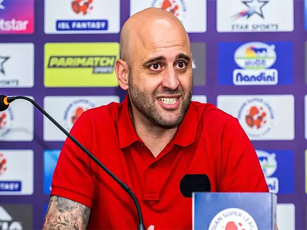 ईस्ट बंगाल FC के खिलाफ 1-1 से ड्रॉ के बाद बेंगलुरु FC के कोच जेरार्ड ज़ारागोज़ा ने कही ये बात ईस्ट बंगाल FC के खिलाफ 1-1 से ड्रॉ के बाद बेंगलुरु FC के कोच जेरार्ड ज़ारागोज़ा ने कही ये बात