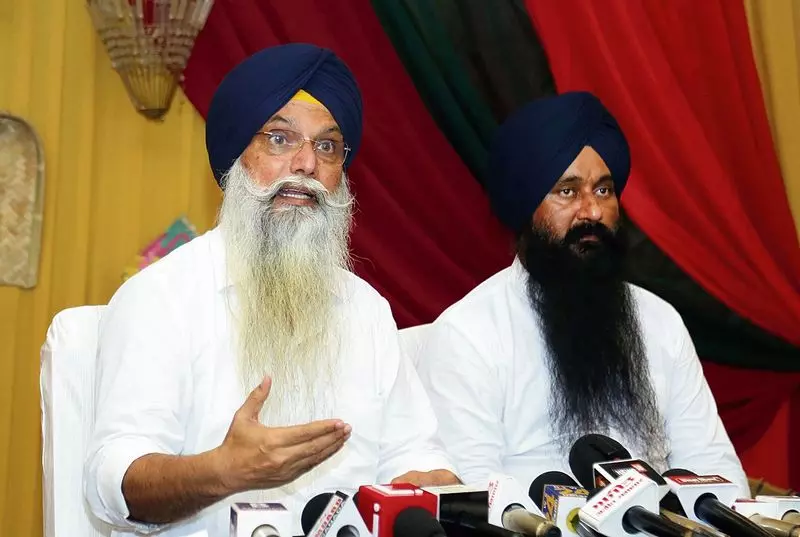 Punjab : अकाल तख्त पैनल कल से शिअद सदस्यता अभियान शुरू Punjab : अकाल तख्त पैनल कल से शिअद सदस्यता अभियान शुरू