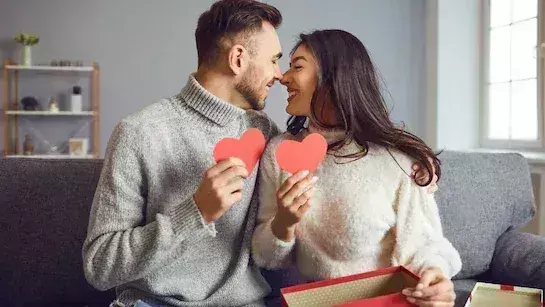 Lifestyle: ऐसे जाने आपके साथी के दिल में आपके लिए कितना प्यार है Lifestyle: ऐसे जाने आपके साथी के दिल में आपके लिए कितना प्यार है
