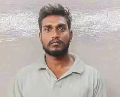 ऑनलाइन चाकू मंगाकर बड़ी घटना को अंजाम देने वाला था बदमाश, अरेस्ट ऑनलाइन चाकू मंगाकर बड़ी घटना को अंजाम देने वाला था बदमाश, अरेस्ट