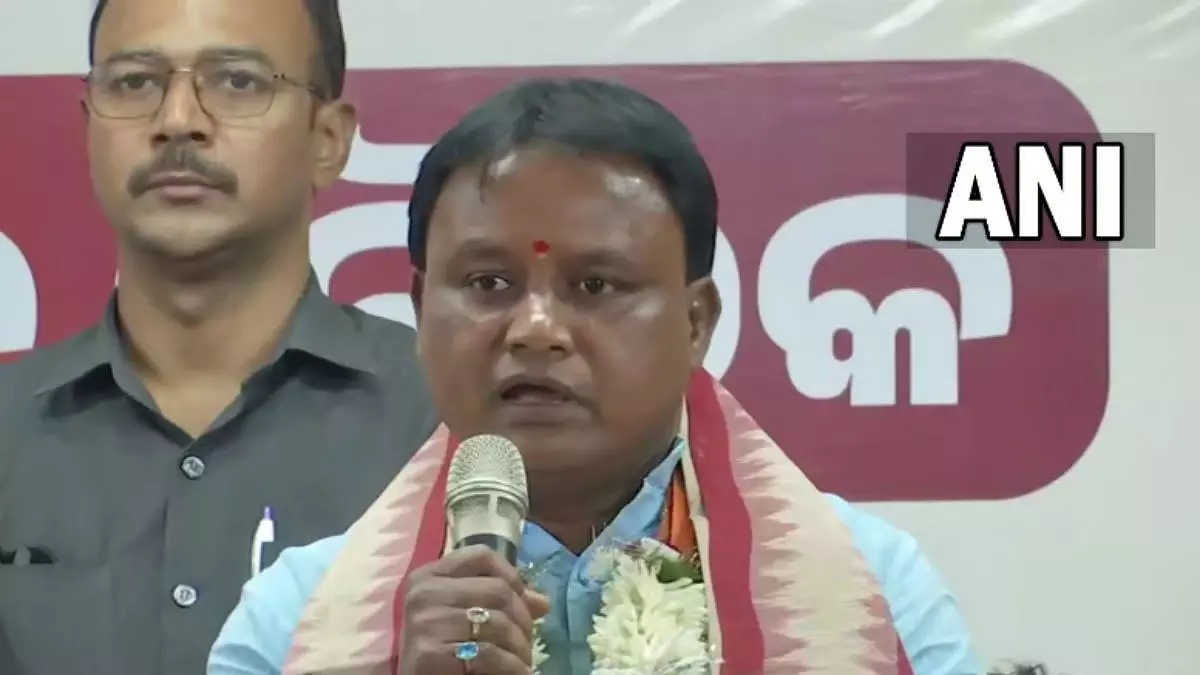 Odisha सरकार 50 आदिवासी छात्रों को प्रारंभिक पायलट प्रशिक्षण प्रदान करेगी Odisha सरकार 50 आदिवासी छात्रों को प्रारंभिक पायलट प्रशिक्षण प्रदान करेगी