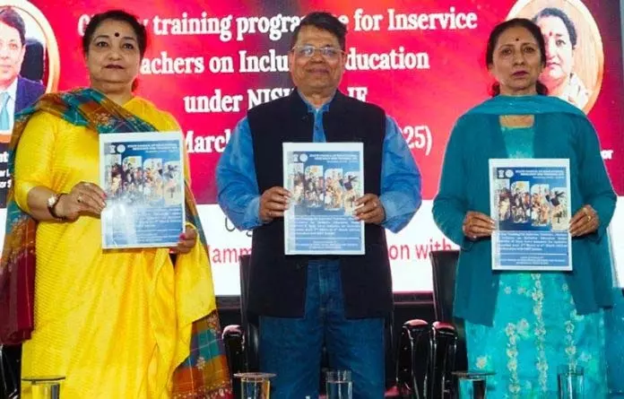 Shantmanu ने समावेशी शिक्षा पर प्रशिक्षण कार्यक्रम का उद्घाटन किया Shantmanu ने समावेशी शिक्षा पर प्रशिक्षण कार्यक्रम का उद्घाटन किया