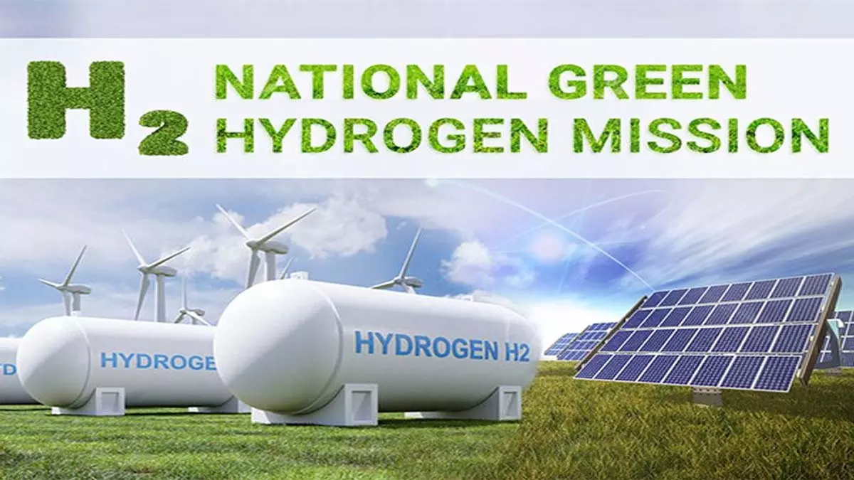 Green हाइड्रोजन मिशन के तहत बसों और ट्रकों पर पायलट परियोजनाएं शुरू की गईं Green हाइड्रोजन मिशन के तहत बसों और ट्रकों पर पायलट परियोजनाएं शुरू की गईं