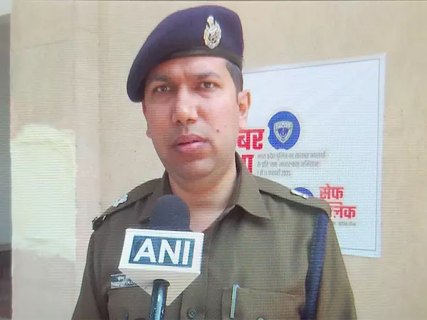 ग्वालियर की 17 वर्षीय लड़की को बंधक बनाकर 5 दिनों तक बलात्कार किया गया, मामला दर्ज ग्वालियर की 17 वर्षीय लड़की को बंधक बनाकर 5 दिनों तक बलात्कार किया गया, मामला दर्ज
