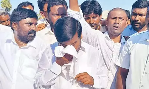 जगदीश ने सरकार से किसानों को बचाने की गुहार लगाई