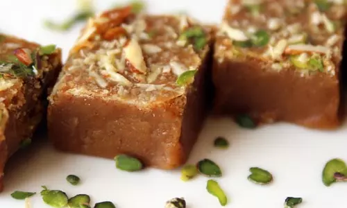 Recipe: खाने मे लज़ीज़ मूंगथाल