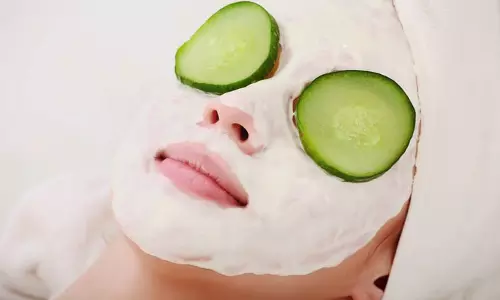 Skin care: चेहरे के लिए कितना फायदेमंद है खीरा Skin care: चेहरे के लिए कितना फायदेमंद है खीरा