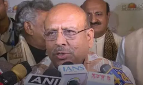 दिल्ली विधानसभा में कैग पर जारी रहेगी चर्चा, सोमवार को एलजी से करेंगे मुलाकात : विजेंद्र गुप्ता दिल्ली विधानसभा में कैग पर जारी रहेगी चर्चा, सोमवार को एलजी से करेंगे मुलाकात : विजेंद्र गुप्ता
