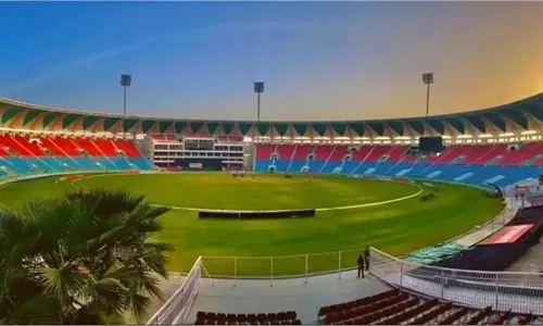 UP News: आईपीएल शुरू होने से पहले इकाना स्टेडियम को टैक्स का झटका, 28 करोड़ रुपये का नोटिस जारी
