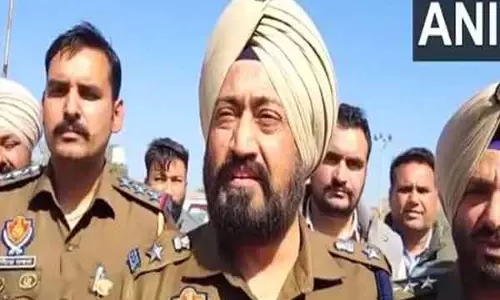 Police और ड्रग तस्कर के बीच हुई मुठभेड़ के बाद पुलिस ने 2 किलो हेरोइन बरामद की