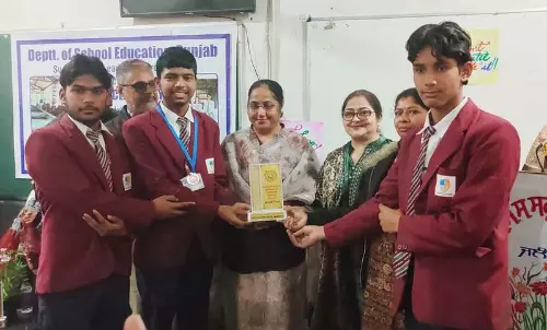 स्थिरता संबंधी पहल के लिए छात्रों और शिक्षकों को सम्मानित किया गया