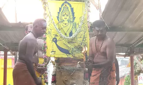 Tamil Nadu: नाथम मरिअम्मन मंदिर मासिक उत्सव ध्वजारोहण Tamil Nadu: नाथम मरिअम्मन मंदिर मासिक उत्सव ध्वजारोहण