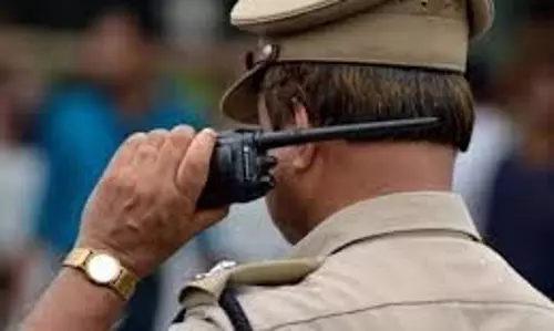 Bahraich: युवक के अंतिम संस्कार की तैयारी कर रहे थे परिजन, तभी पहुंच गई पुलिस
