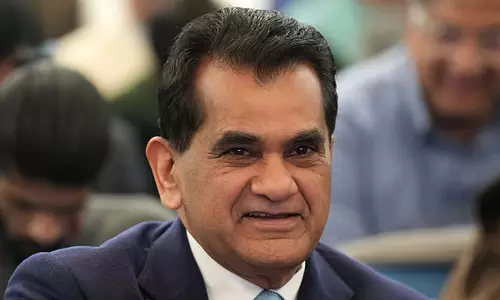 भारतीयों को 2047 तक 30 ट्रिलियन डॉलर की अर्थव्यवस्था हासिल करने का प्रयास करना चाहिए: Amitabh Kant भारतीयों को 2047 तक 30 ट्रिलियन डॉलर की अर्थव्यवस्था हासिल करने का प्रयास करना चाहिए: Amitabh Kant