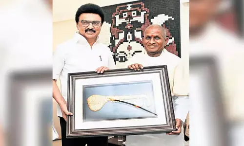 Tamil Nadu: सीएम स्टालिन ने इलैयाराजा को उनकी सिम्फनी से पहले बधाई दी Tamil Nadu: सीएम स्टालिन ने इलैयाराजा को उनकी सिम्फनी से पहले बधाई दी