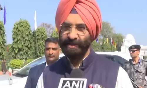 दिल्ली के मंत्री मनजिंदर सिंह सिरसा ने कहा, आप का स्वास्थ्य मॉडल पैसा इकट्ठा करने के लिए था