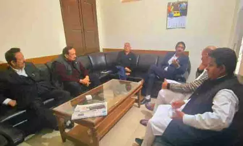 बजट सत्र से पहले CM Omar ने गठबंधन सहयोगियों से की बातचीत
