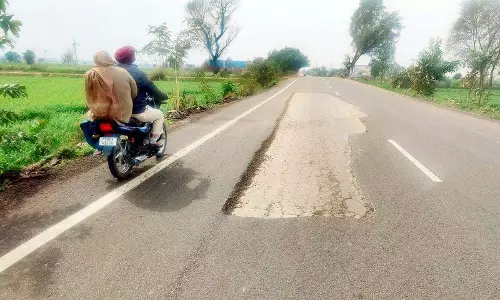 अमृतसर-फतेहगढ़ चूड़ियां रोड पर खराब होने के शुरुआती संकेत दिख रहे