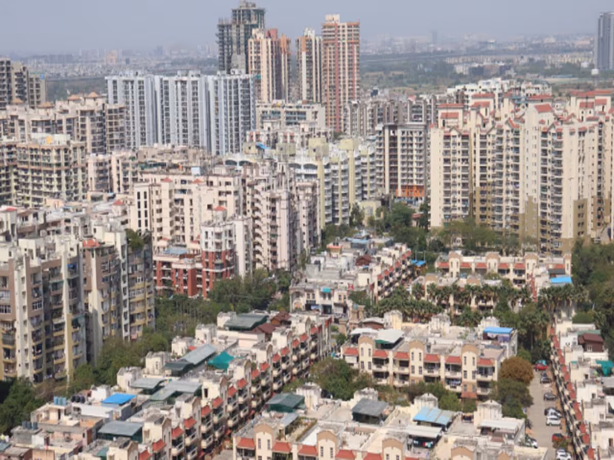 Greater Noida: टाउनशिप परियोजना में 15 साल बाद भी उन्हें घर नहीं मिल पाया Greater Noida: टाउनशिप परियोजना में 15 साल बाद भी उन्हें घर नहीं मिल पाया