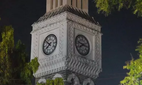 Secunderabad घंटाघर सरकारी उपेक्षा को दर्शाता हुआ ऊंचा खड़ा