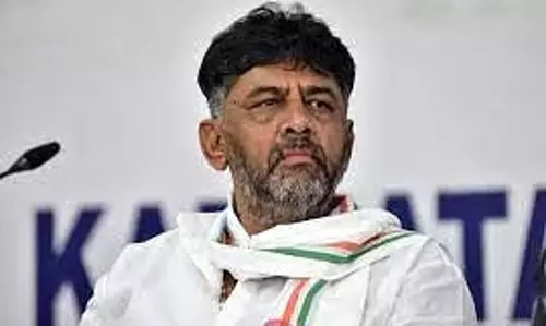 मैं खड़गे के शब्दों से प्रतिबद्ध हूं: DK Shivakumar मैं खड़गे के शब्दों से प्रतिबद्ध हूं: DK Shivakumar