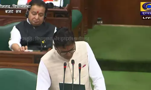 सरकारी कर्मचारियों के महंगाई भत्ते में बढ़ोतरी, अप्रैल से मिलेगा लाभ सरकारी कर्मचारियों के महंगाई भत्ते में बढ़ोतरी, अप्रैल से मिलेगा लाभ