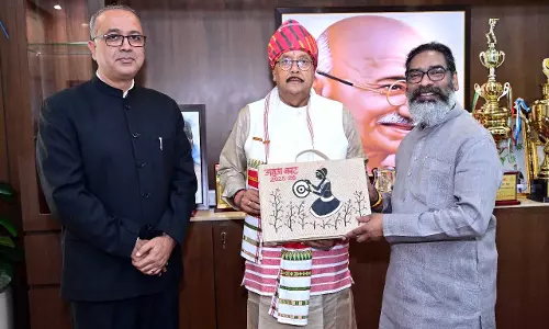 झारखंड सरकार ने 1.45 लाख करोड़ का बजट किया पेश, केंद्र से बकाया 1.36 लाख करोड़ की वसूली के लिए कानूनी कार्रवाई का ऐलान