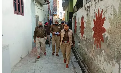 Phagwara में नशा तस्करों के खिलाफ तलाशी अभियान