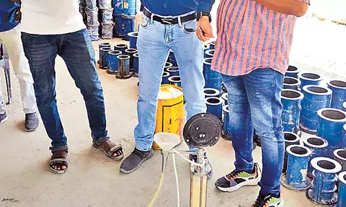 Andhra : डायाफ्राम दीवार कंक्रीट गुणवत्ता निरीक्षण Andhra : डायाफ्राम दीवार कंक्रीट गुणवत्ता निरीक्षण