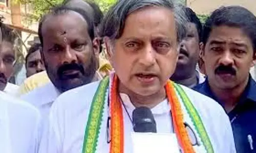 Kerala में कांग्रेस ने एक दिन में 2 सुधार किए Kerala में कांग्रेस ने एक दिन में 2 सुधार किए