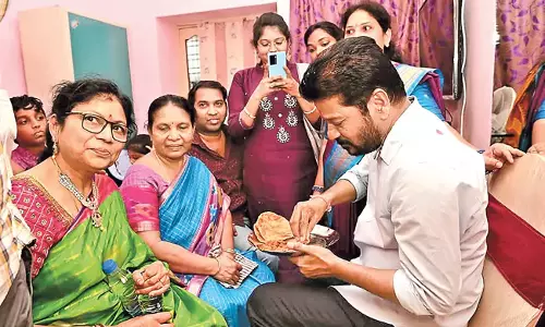 CM Revanth Reddy : बहुत दिन हो गए तुम्हारे हाथ का बना खाना खाए CM Revanth Reddy : बहुत दिन हो गए तुम्हारे हाथ का बना खाना खाए
