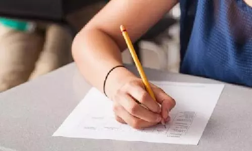दसवीं बोर्ड परीक्षा में आज नहीं बना एक भी नकल प्रकरण दसवीं बोर्ड परीक्षा में आज नहीं बना एक भी नकल प्रकरण