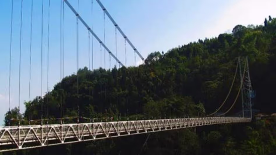 Sikkim साहसिक पर्यटन में उतरेगा, सिंगशोर ब्रिज पर बंजी जंपिंग की संभावना Sikkim साहसिक पर्यटन में उतरेगा, सिंगशोर ब्रिज पर बंजी जंपिंग की संभावना