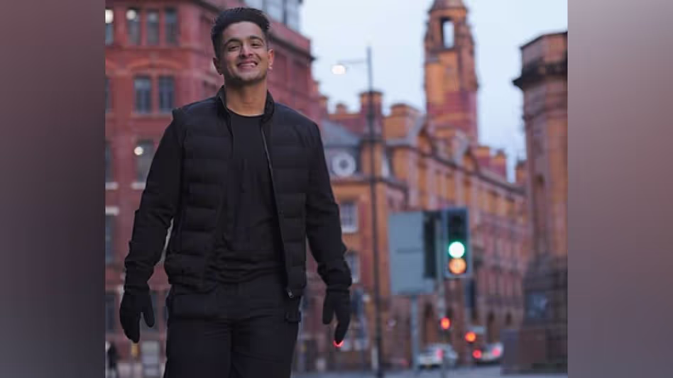 Assam : नैतिकता के आधार पर द रणवीर शो फिर से शुरू करने की अनुमति दी Assam : नैतिकता के आधार पर द रणवीर शो फिर से शुरू करने की अनुमति दी