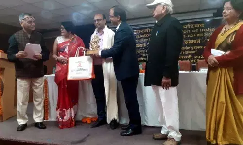 Yashpal Nirmal को डॉ. गार्गी गुप्ता द्विवागीश पुरस्कार से सम्मानित किया