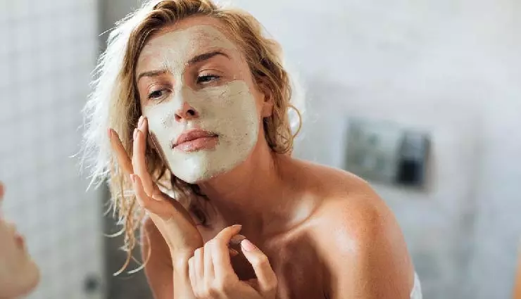 Skin Care: चेहरे की ढीली पड़ती त्वचा में कसाव ला देगा ये नेचुरल फेस मास्क, कुछ ही दिनों में दिखेगा असर Skin Care: चेहरे की ढीली पड़ती त्वचा में कसाव ला देगा ये नेचुरल फेस मास्क, कुछ ही दिनों में दिखेगा असर