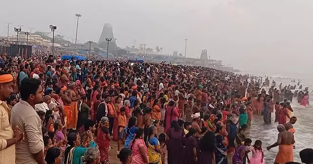 Tamil Nadu: वैकुंदर अवतारपति, तिरुचेंदूर में अवतार दिवस समारोह Tamil Nadu: वैकुंदर अवतारपति, तिरुचेंदूर में अवतार दिवस समारोह