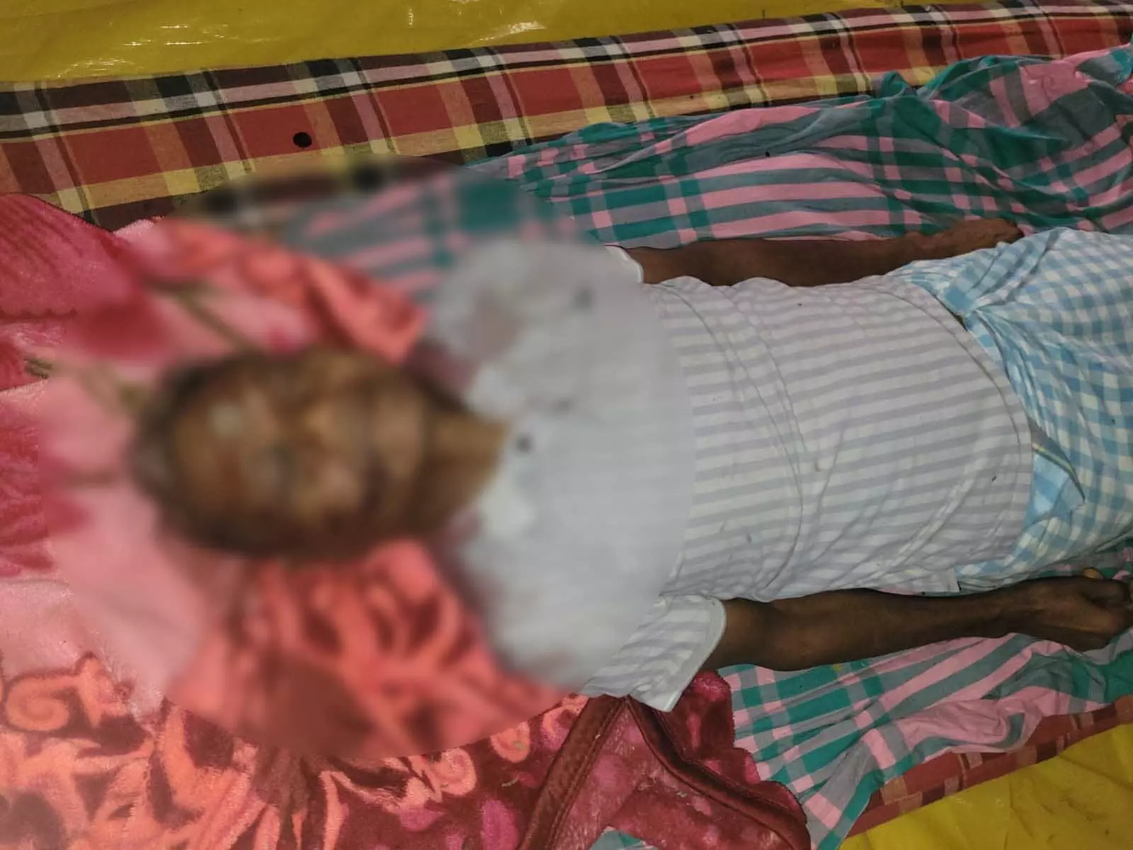 सुकमा में नक्सलियों ने की ग्रामीण की हत्या सुकमा में नक्सलियों ने की ग्रामीण की हत्या